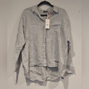 Vineyard Vines Navy and White Striped Weekend Button Down Shirt Size 8